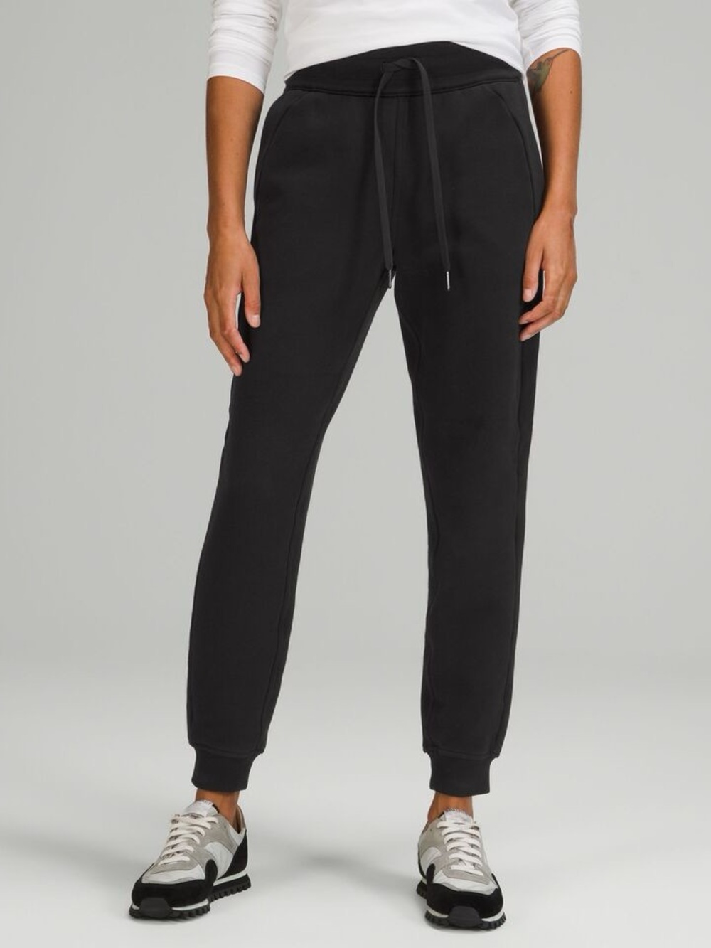 LULULEMON Scuba Jogger sweatpants